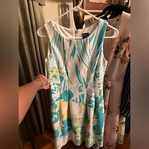 Gabby skye floral blue and green dress